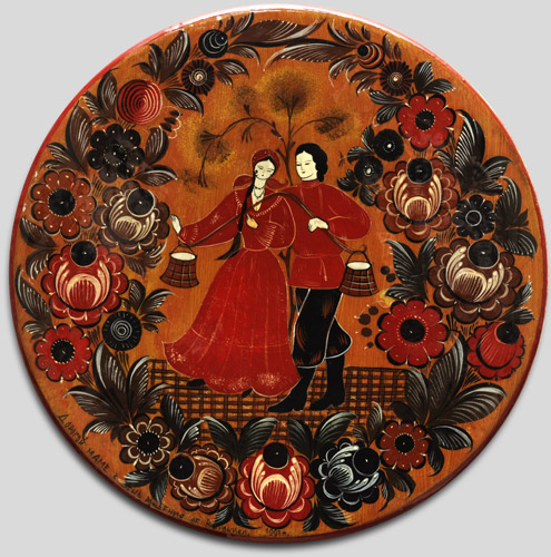 Роспись на деревянной тарелке. Вероника Суровцева